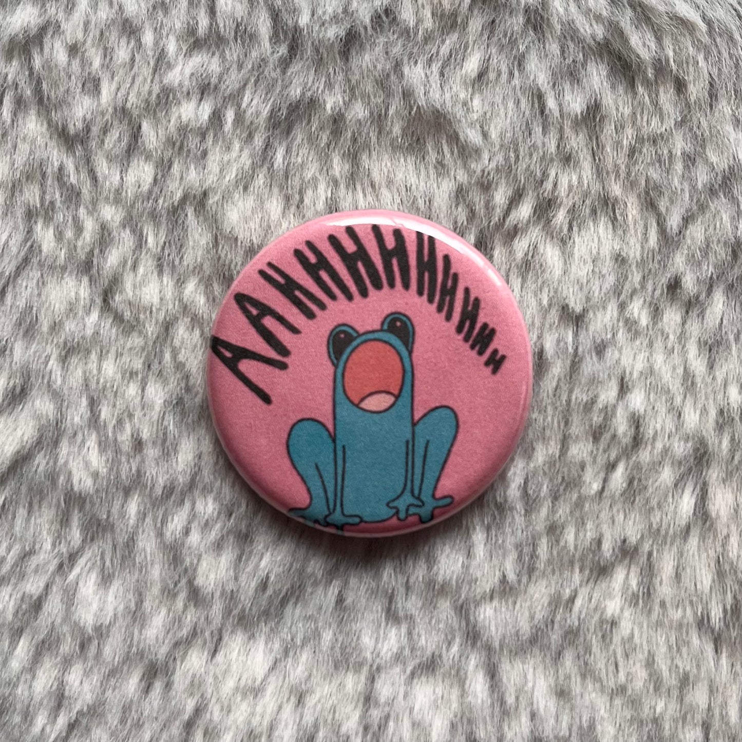 screaming frog pin