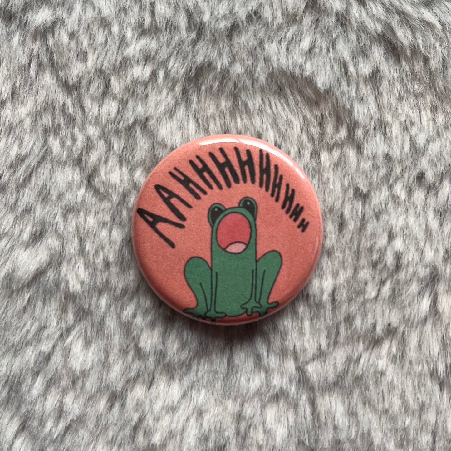 screaming frog pin
